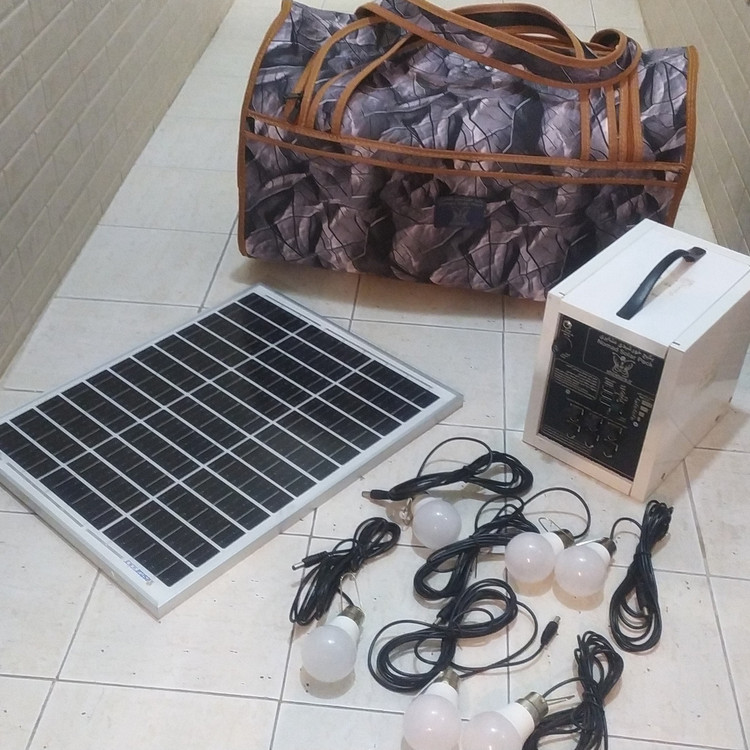 پکیج-خورشیدی-قابل-حمل-عشایری-همراه-کمپینگ-خانگی